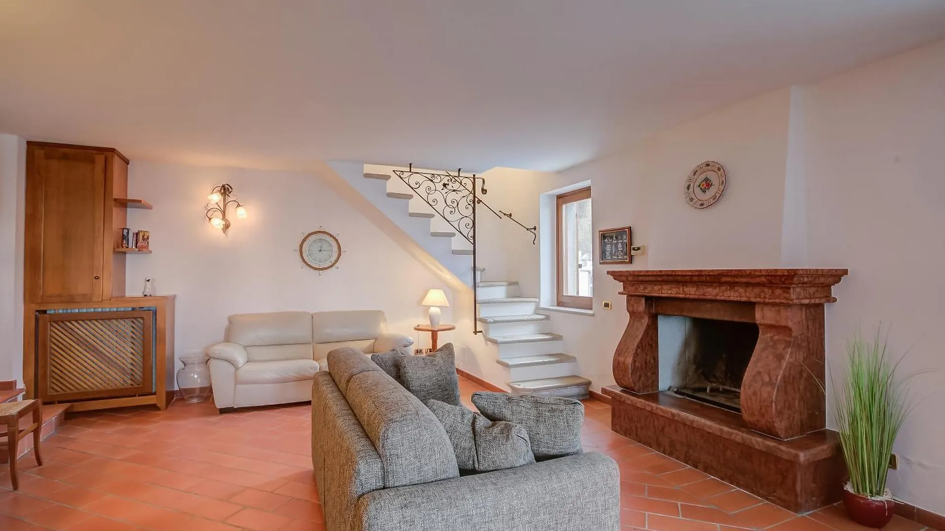 Villa Iris-Lakeview & Shared Pool - Happy Rentals Toscolano Maderno