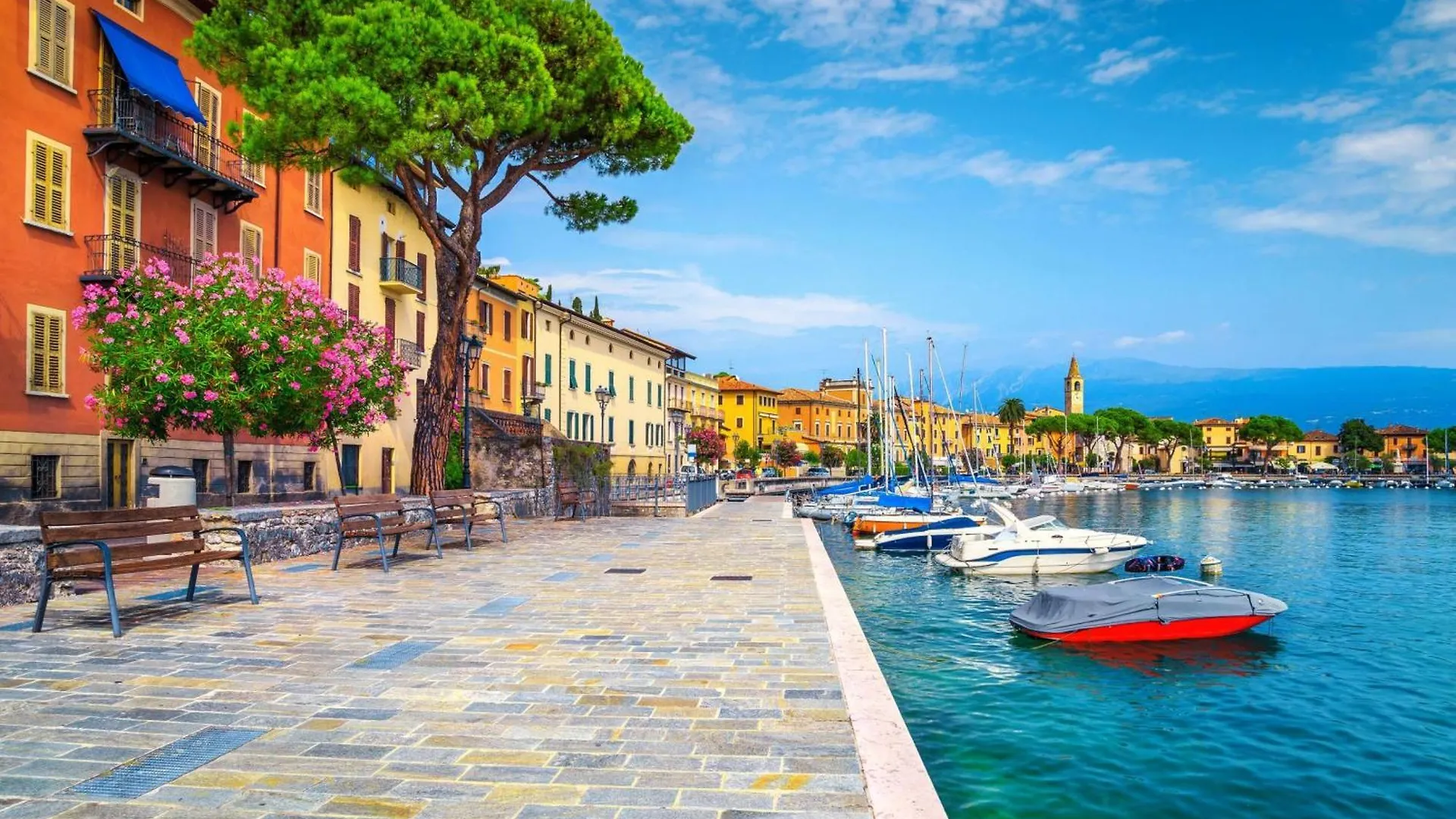 Villa Iris-Lakeview & Shared Pool - Happy Rentals Toscolano Maderno Italy