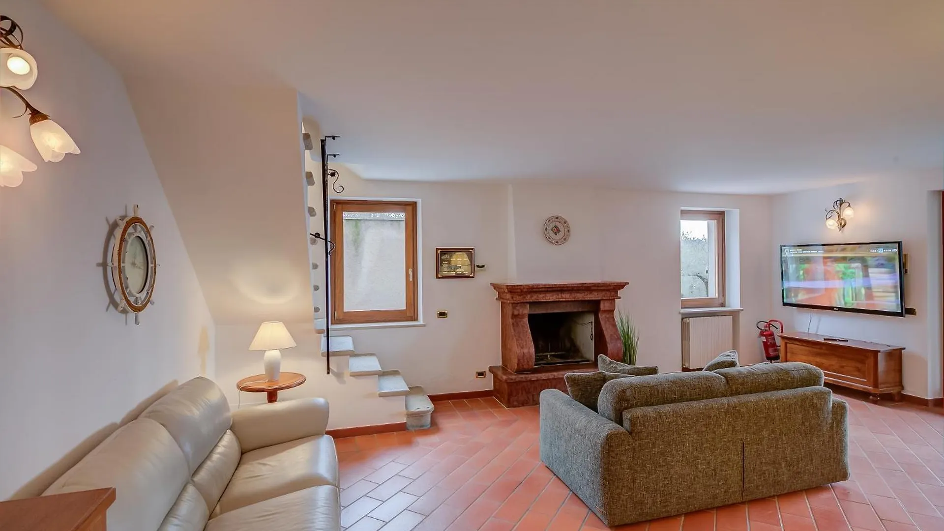 Villa Iris-Lakeview & Shared Pool - Happy Rentals Toscolano Maderno 0*,