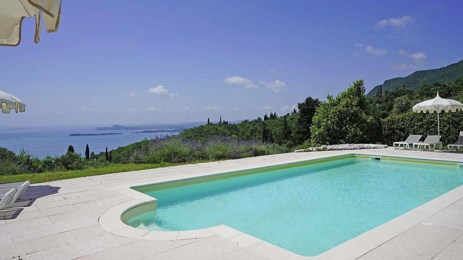 Villa Iris-Lakeview & Shared Pool - Happy Rentals Toscolano Maderno Italy